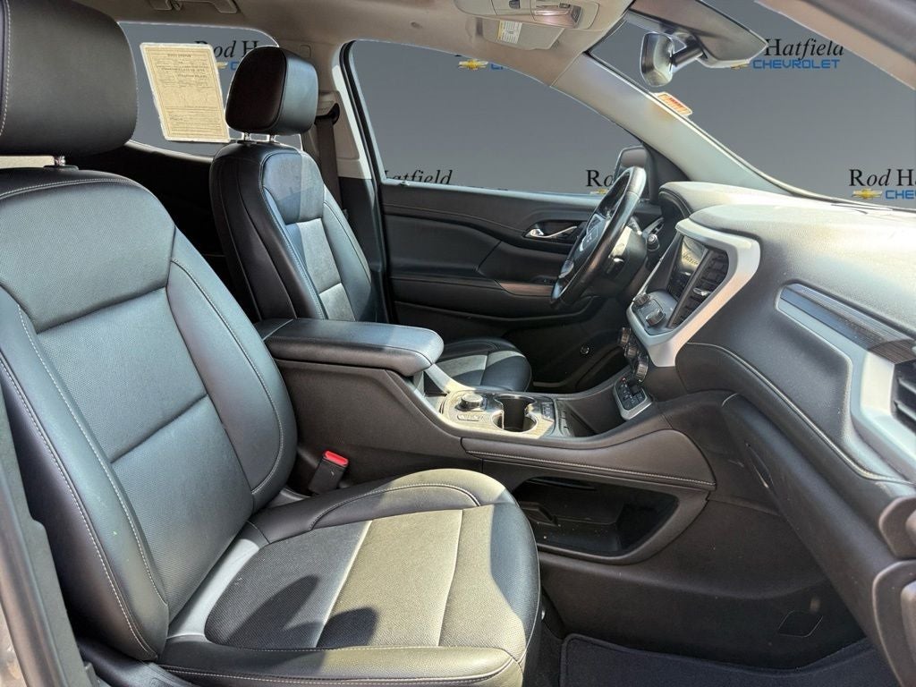 2021 GMC Acadia SLT