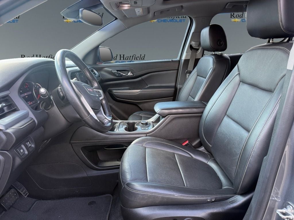 2021 GMC Acadia SLT