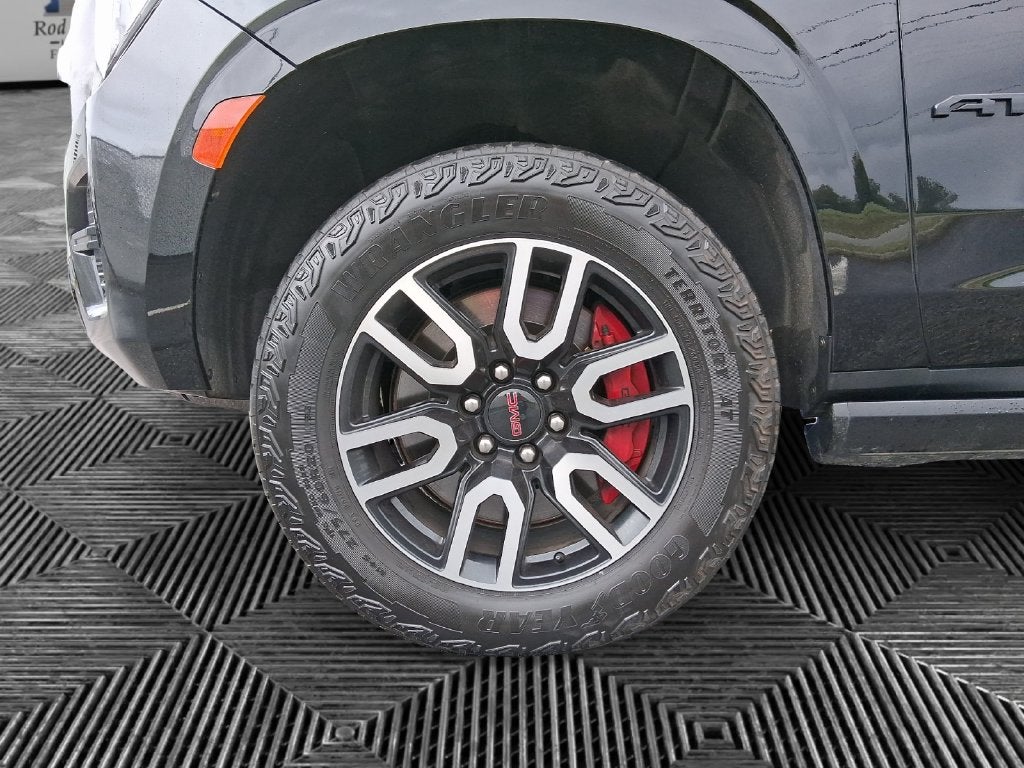 2024 GMC Yukon XL AT4