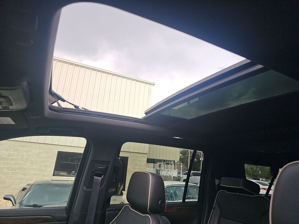 2021 Chevrolet Suburban Premier