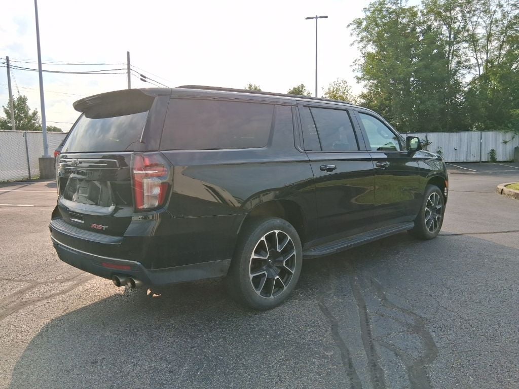 2022 Chevrolet Suburban RST