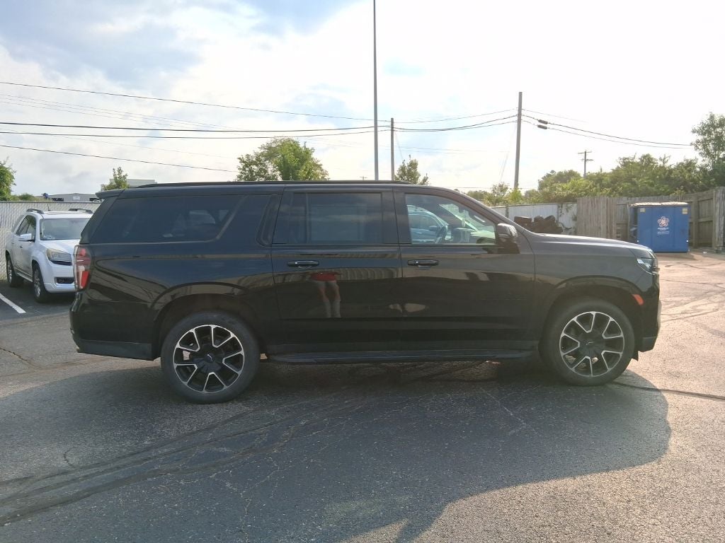 2022 Chevrolet Suburban RST