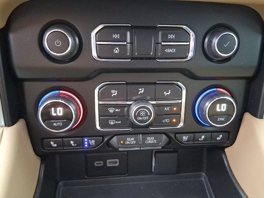 2024 Chevrolet Suburban Premier