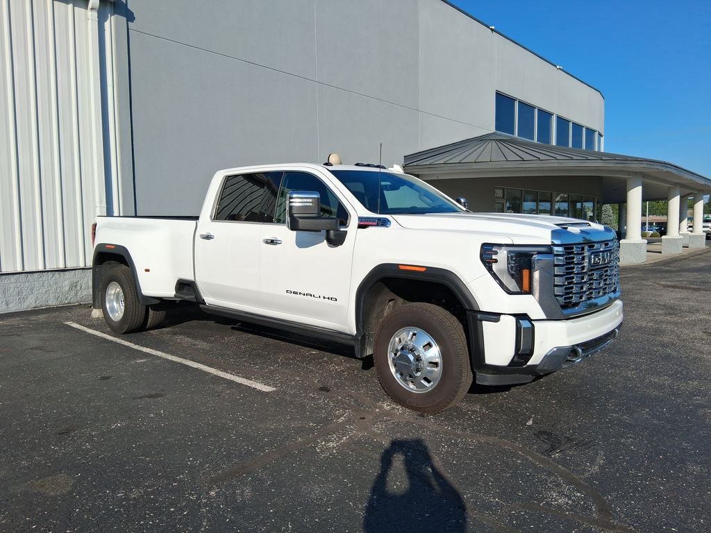 2024 GMC Sierra 3500HD Denali