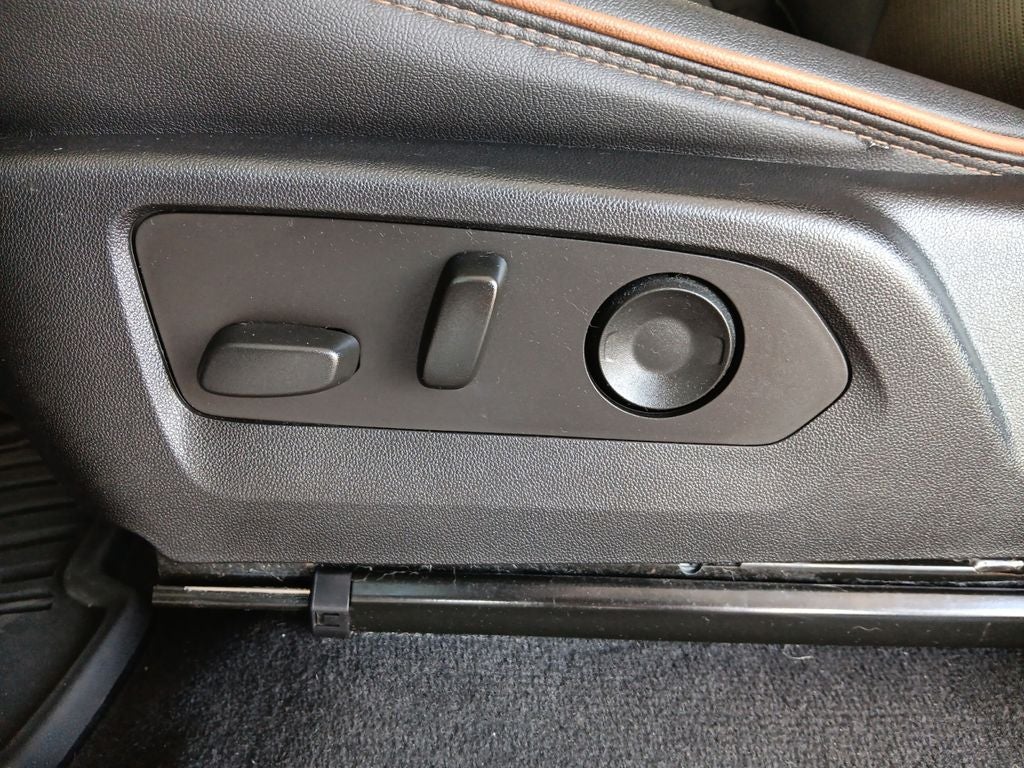 2023 GMC Canyon AT4 - Photo 24