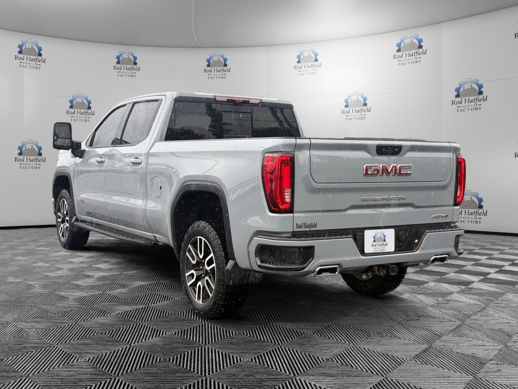 2024 GMC Sierra 1500 AT4