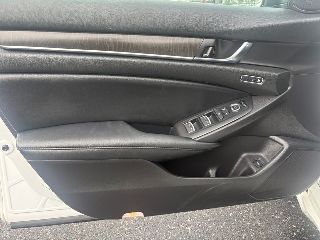2022 Honda Accord Hybrid Touring