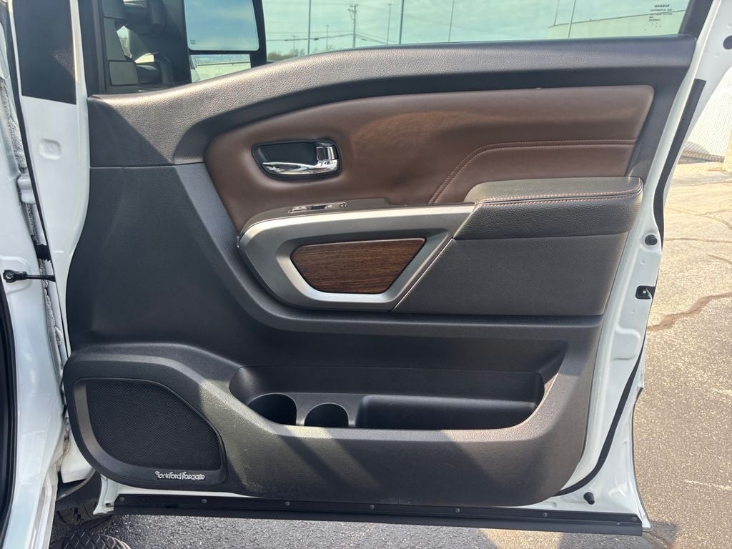 2016 Nissan Titan XD Platinum Reserve