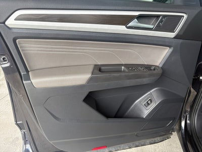 2022 Volkswagen Atlas 2.0T SE w/Technology