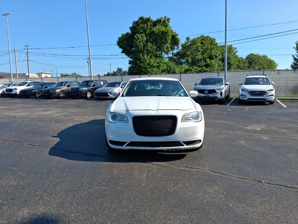 2015 Chrysler 300 Limited