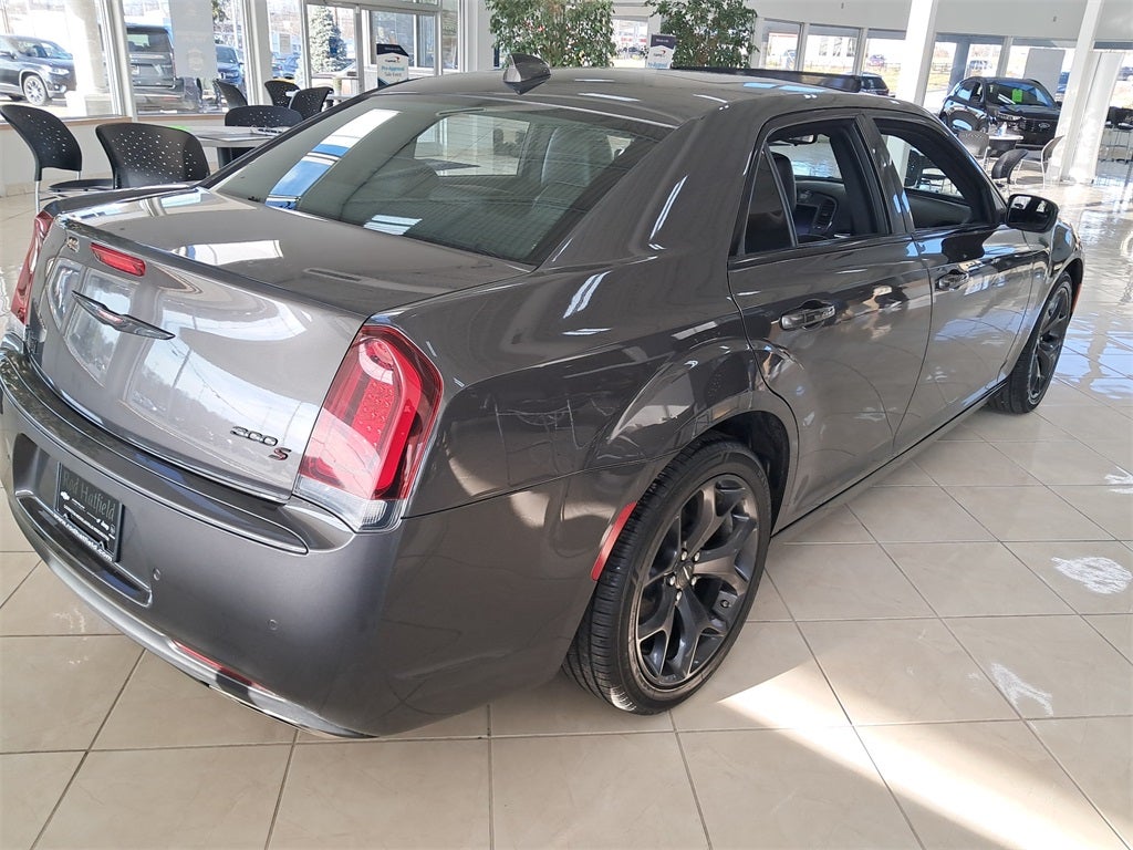2023 Chrysler 300 S