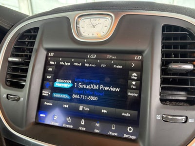 2023 Chrysler 300 Touring