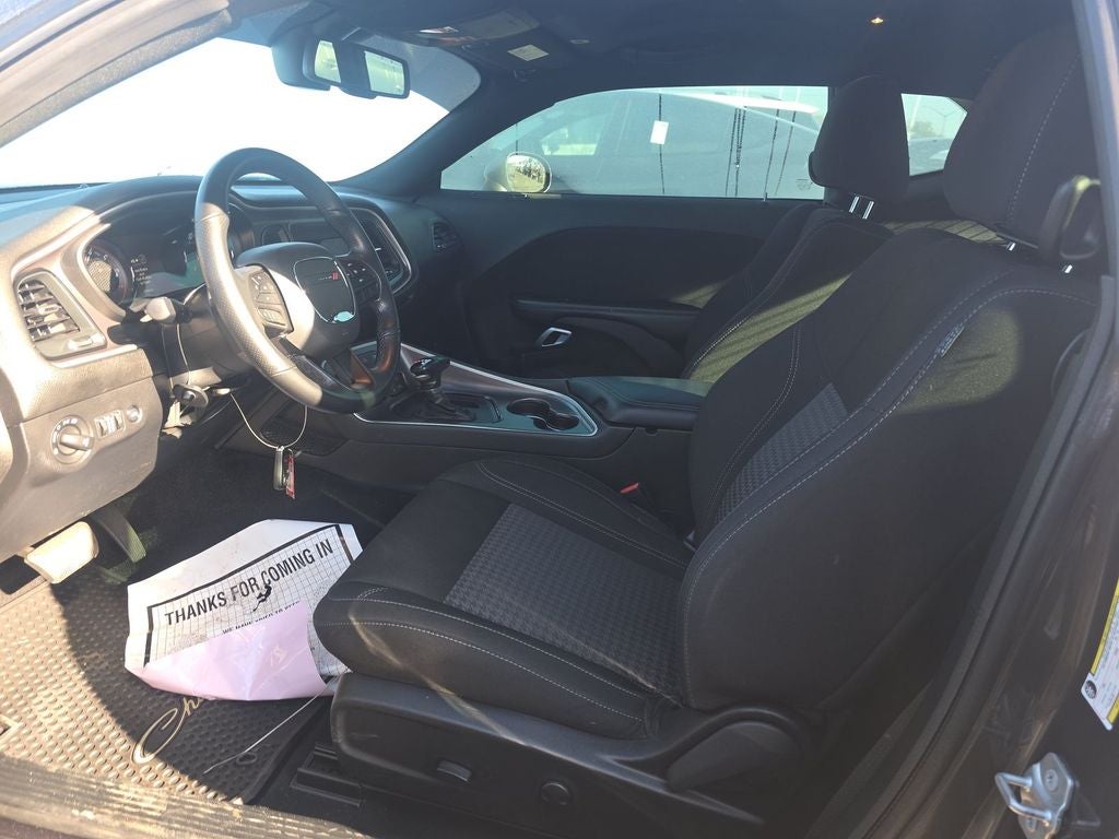 2022 Dodge Challenger SXT