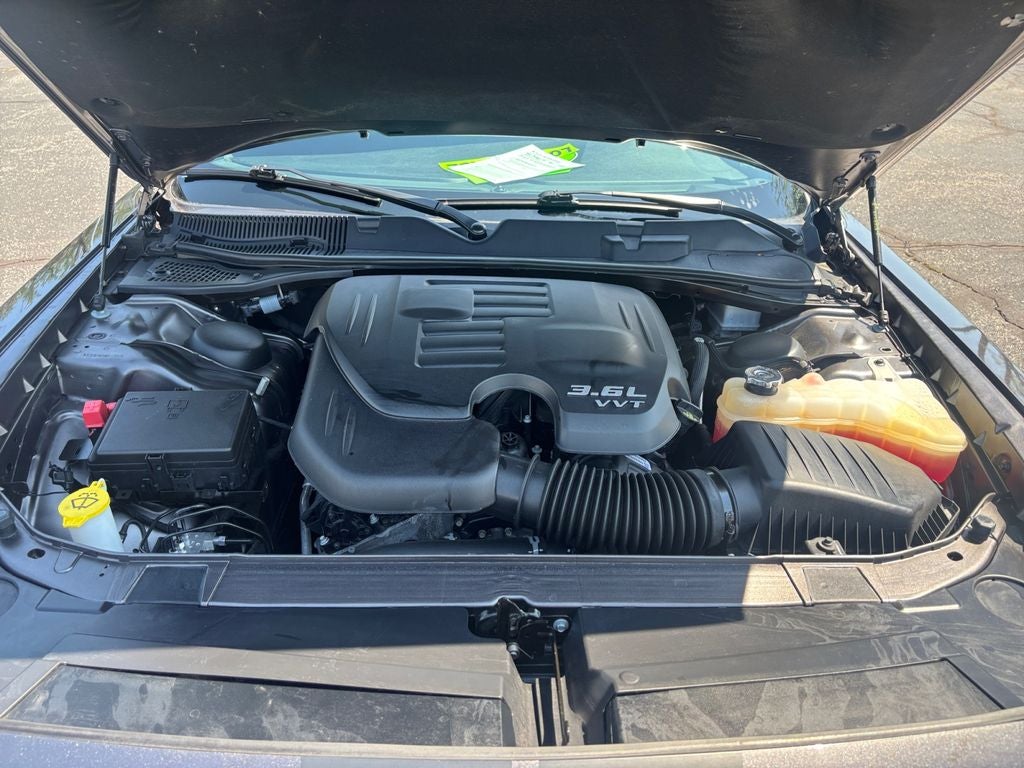 2022 Dodge Challenger SXT