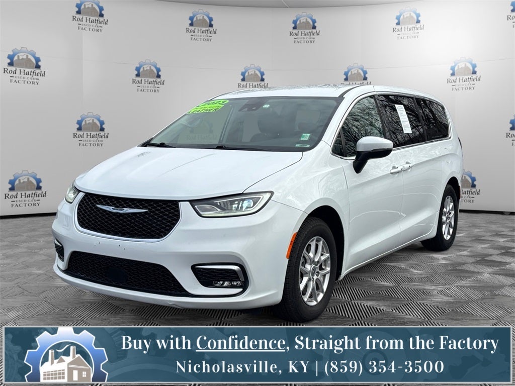 2023 Chrysler Pacifica Touring L