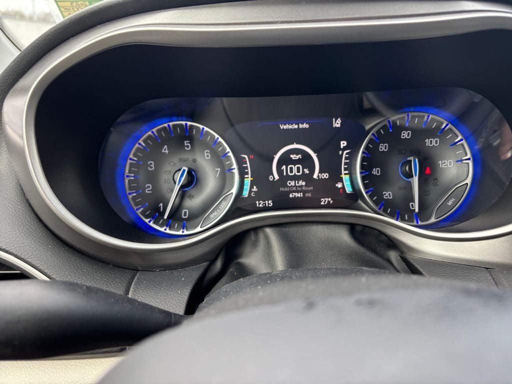 2023 Chrysler Pacifica Touring L