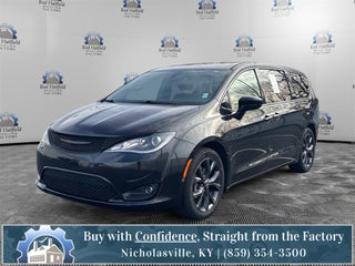 2020 Chrysler Pacifica Touring