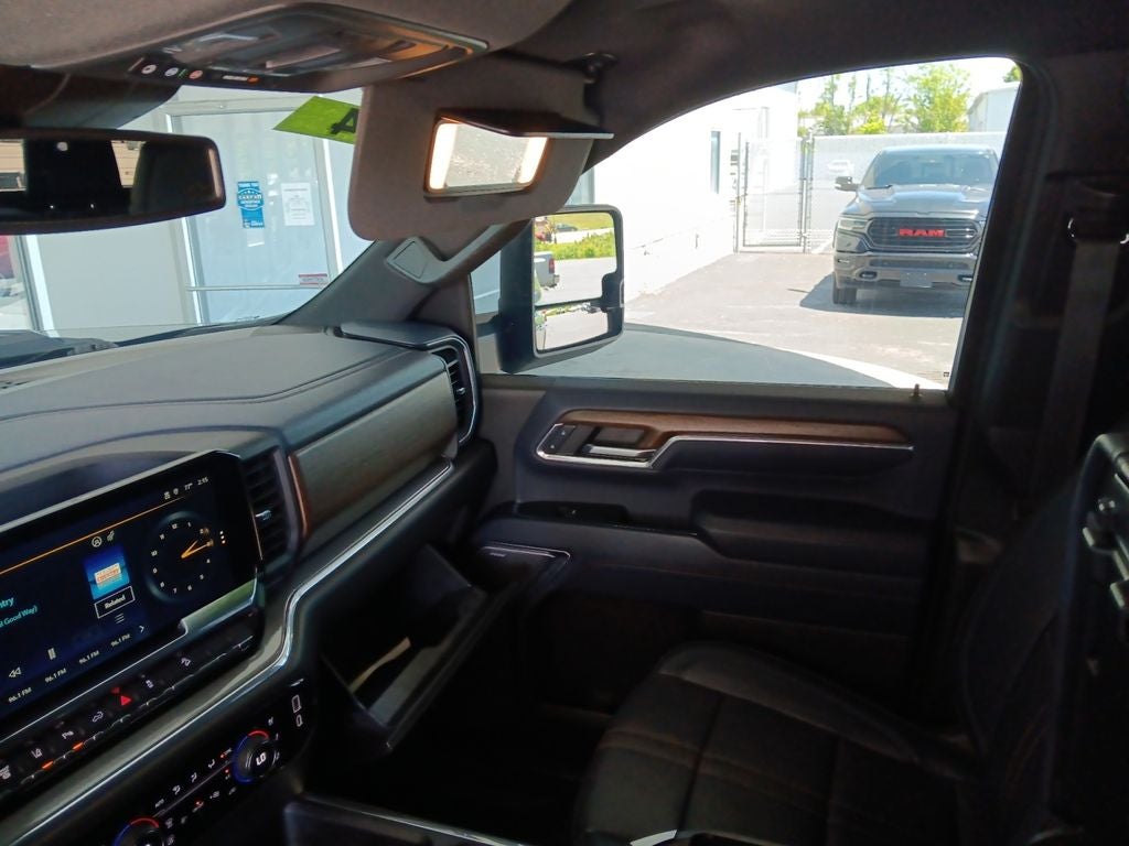 2024 Chevrolet Silverado 3500HD High Country