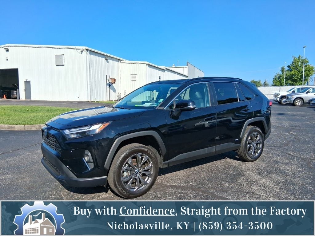 2022 Toyota RAV4 Hybrid XLE Premium