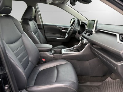 2022 Toyota RAV4 Hybrid XLE Premium