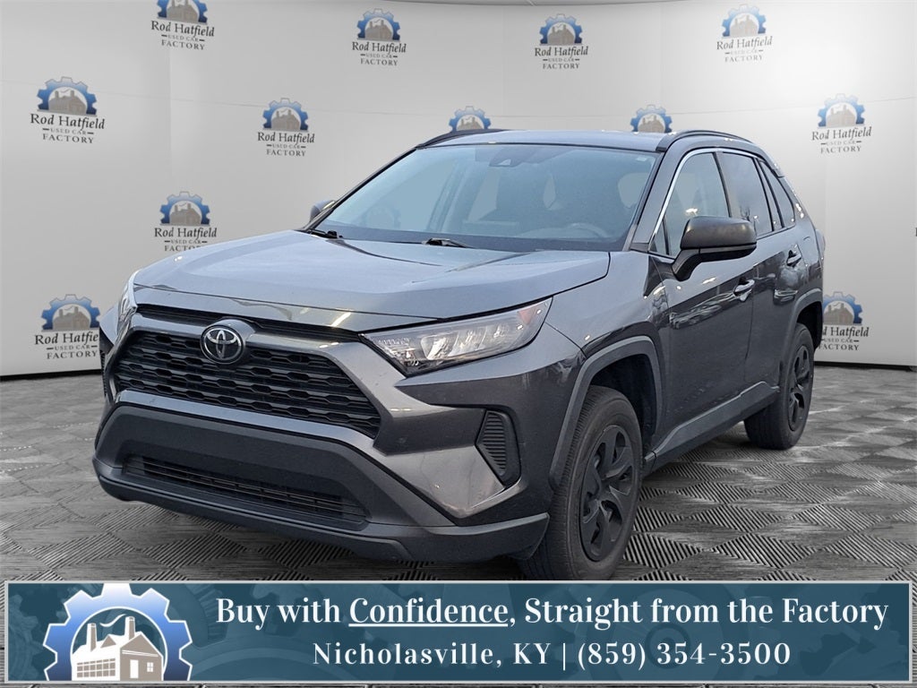 2020 Toyota RAV4 LE