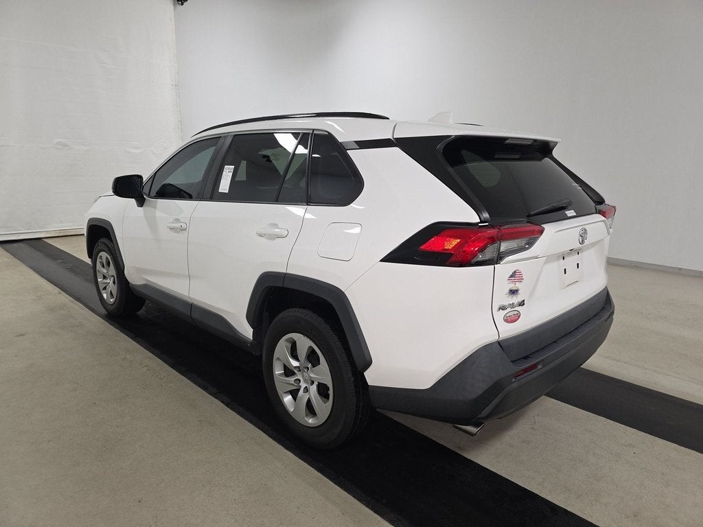2021 Toyota RAV4 LE