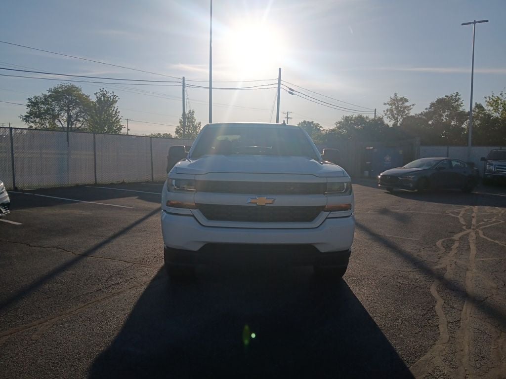 2018 Chevrolet Silverado 1500 Custom