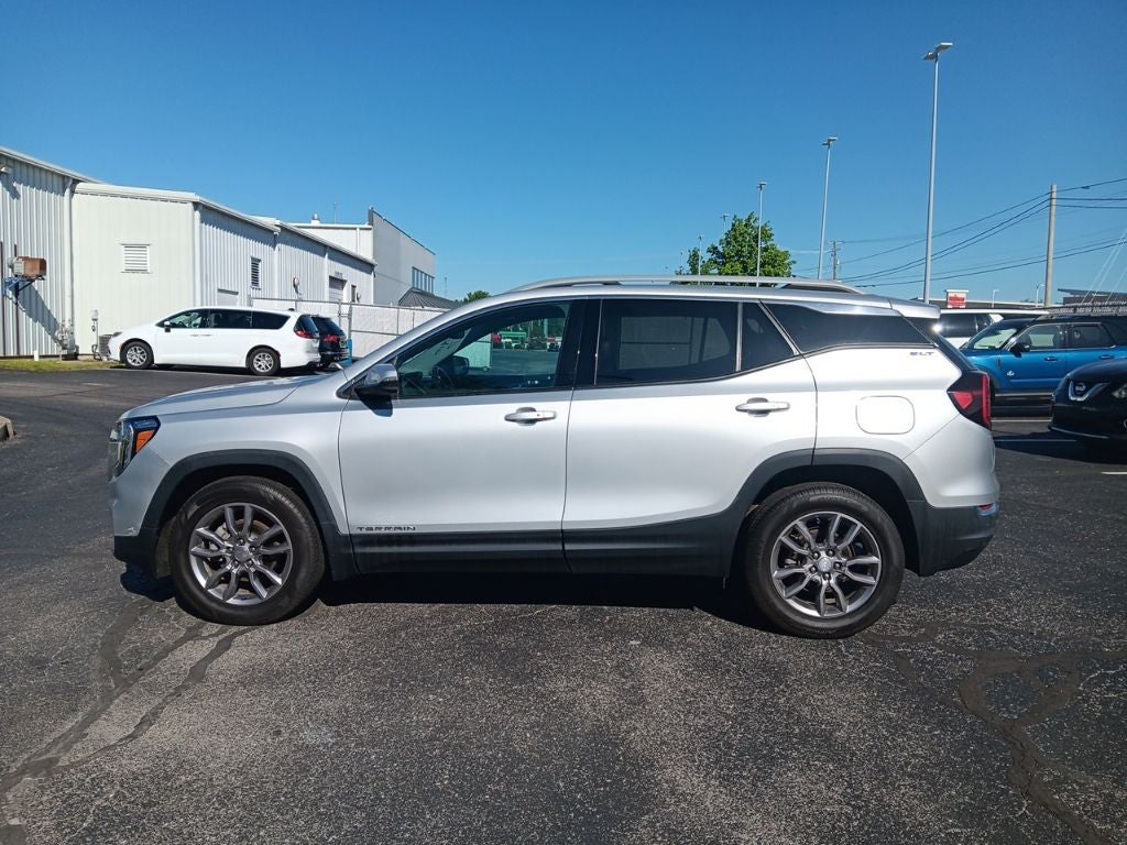 2022 GMC Terrain SLT