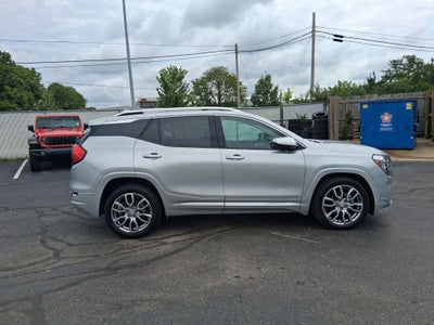 2022 GMC Terrain Denali
