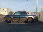 2004 Chevrolet Avalanche 1500 Base