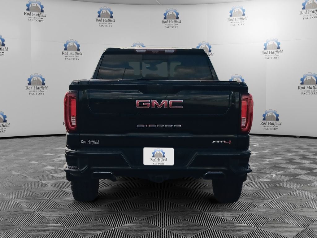 2021 GMC Sierra 1500 AT4