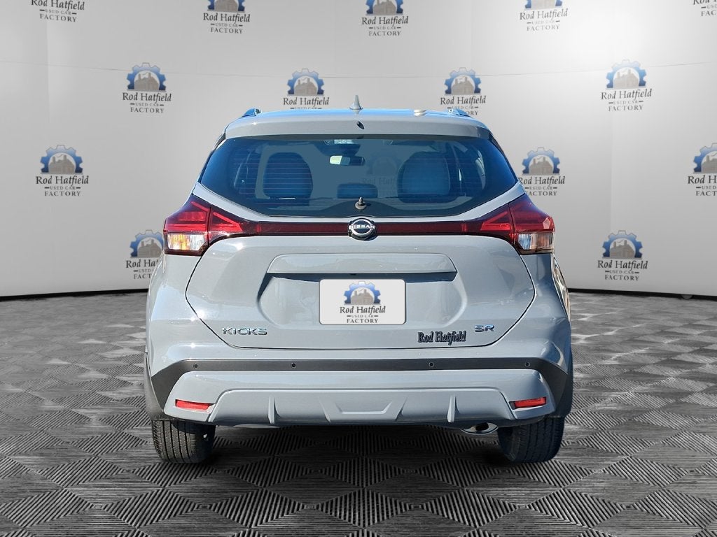 2023 Nissan Kicks SR