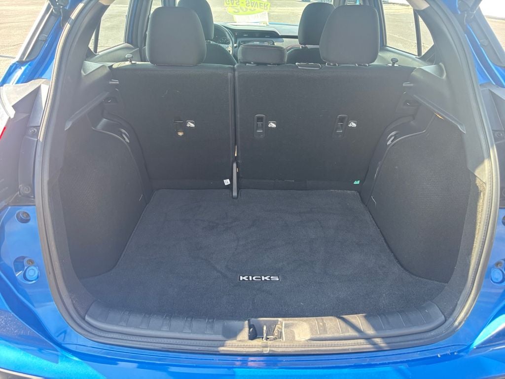 2024 Nissan Kicks SR