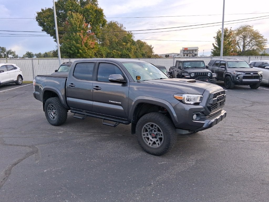 2022 Toyota Tacoma TRD Sport V6