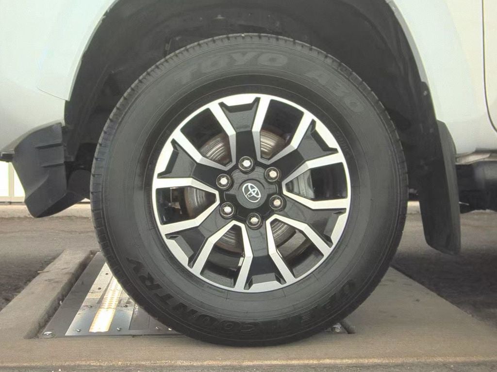 2022 Toyota Tacoma TRD Sport V6