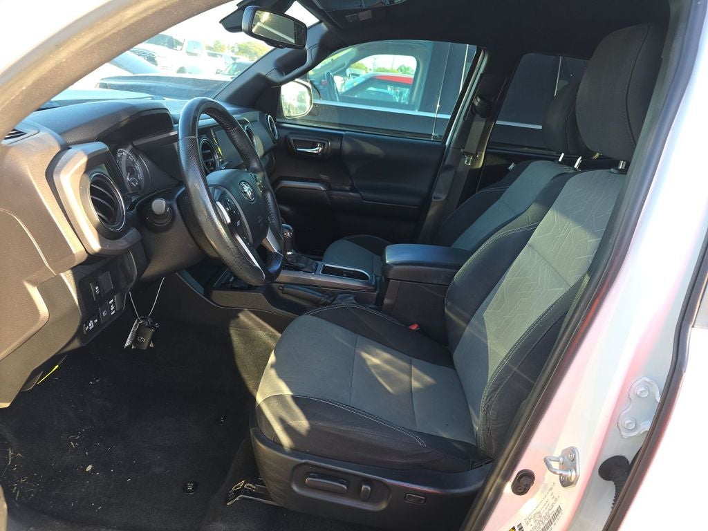 2022 Toyota Tacoma TRD Sport V6