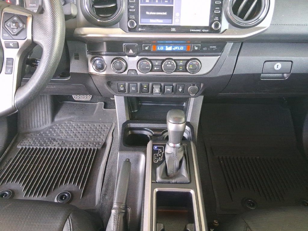 2022 Toyota Tacoma Limited V6