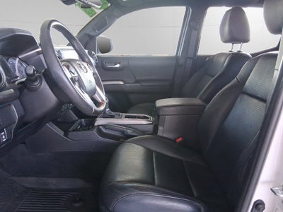 2022 Toyota Tacoma Limited V6