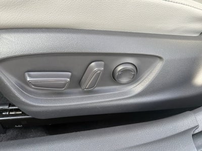 2021 Toyota Camry Hybrid XLE