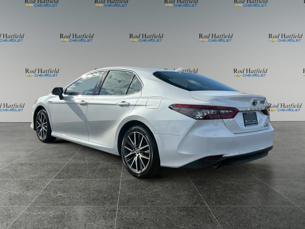 2021 Toyota Camry Hybrid XLE