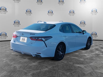 2024 Toyota Camry SE