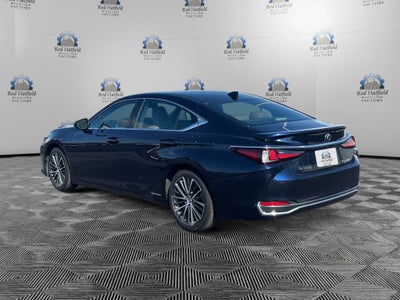 2022 Lexus ES 300h