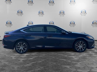 2022 Lexus ES 300h