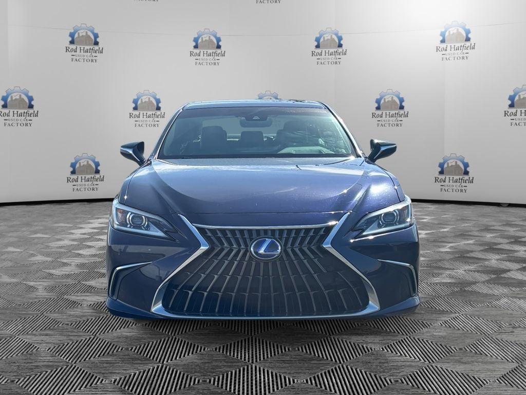 2022 Lexus ES 300h