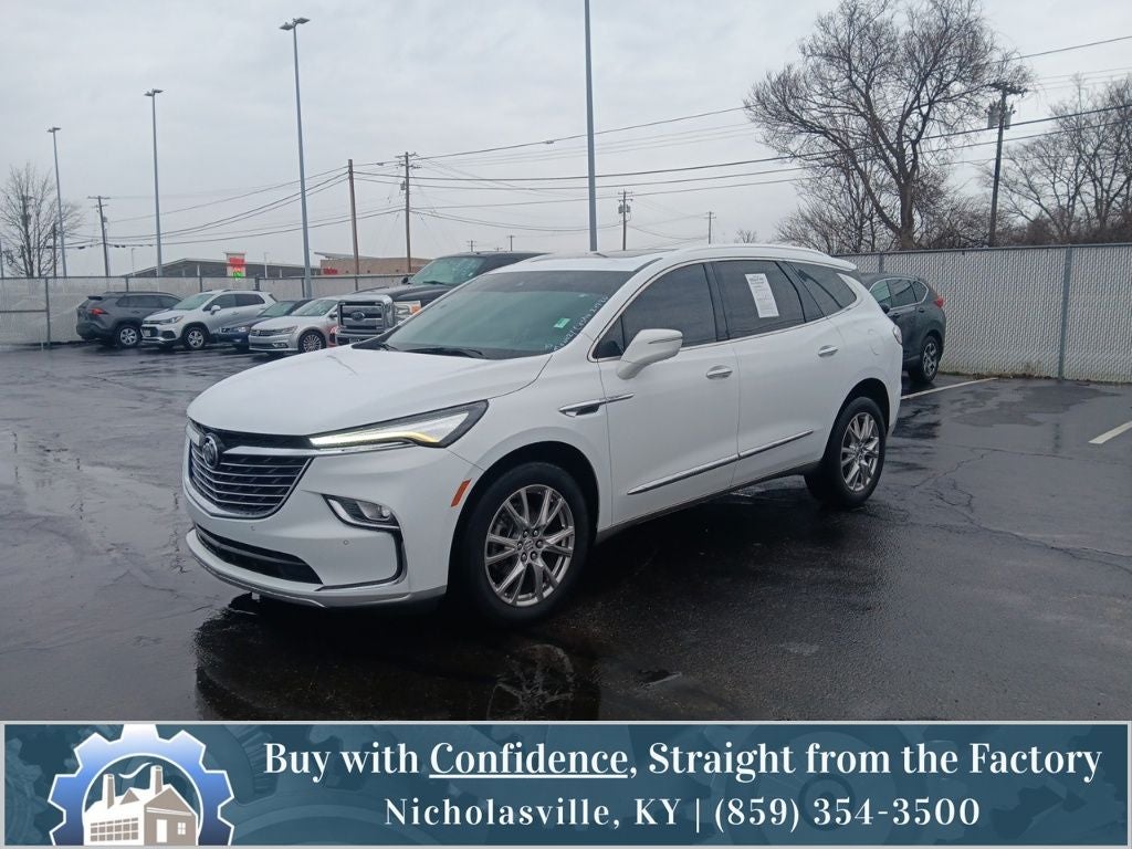 2023 Buick Enclave Essence
