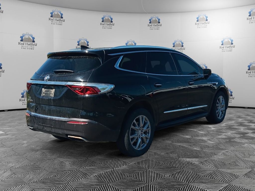 2022 Buick Enclave Essence