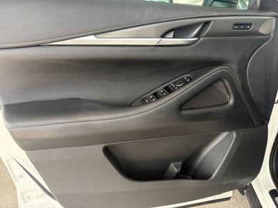 2022 INFINITI QX60 LUXE