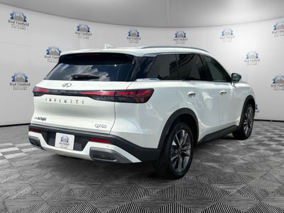 2022 INFINITI QX60 LUXE