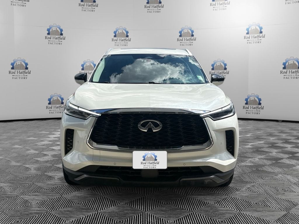 2022 INFINITI QX60 LUXE