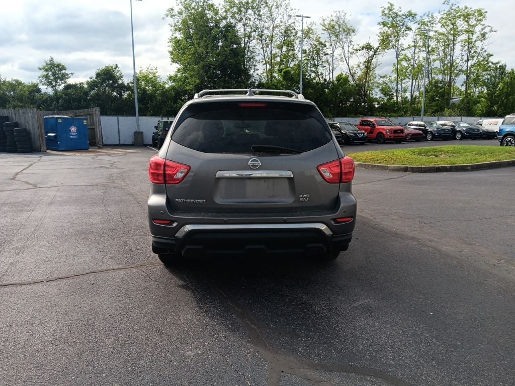 2019 Nissan Pathfinder SV